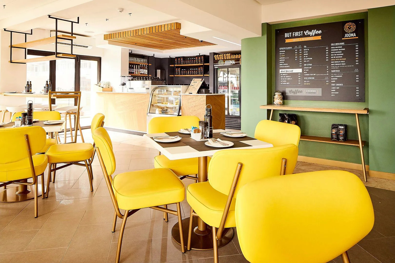 Foto - First Group Riviera Suites