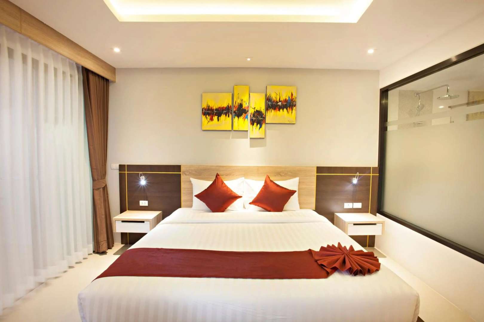 Photo - Paripas Patong Resort