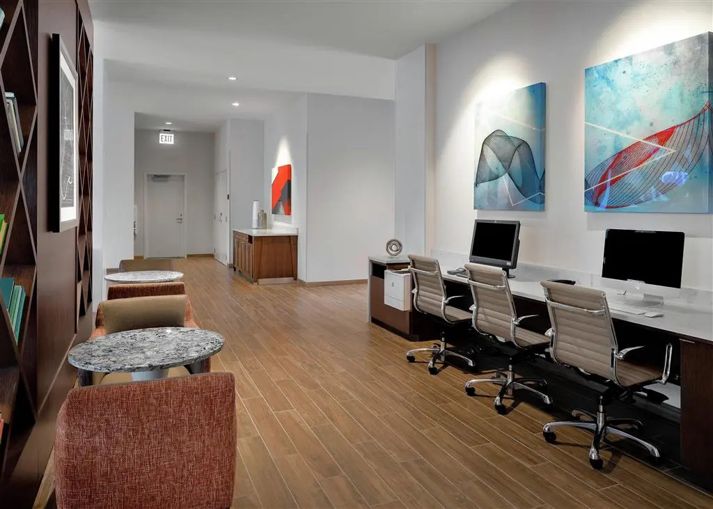 Photo - Hampton Inn Chicago McCormick Place