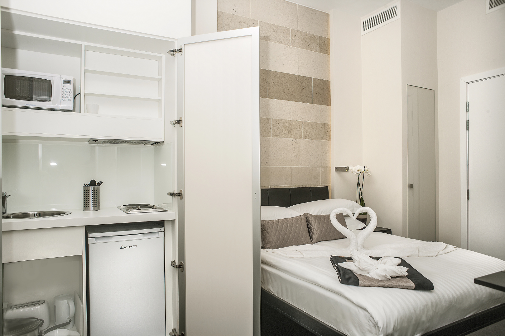 Photo - NOX Golders Green
