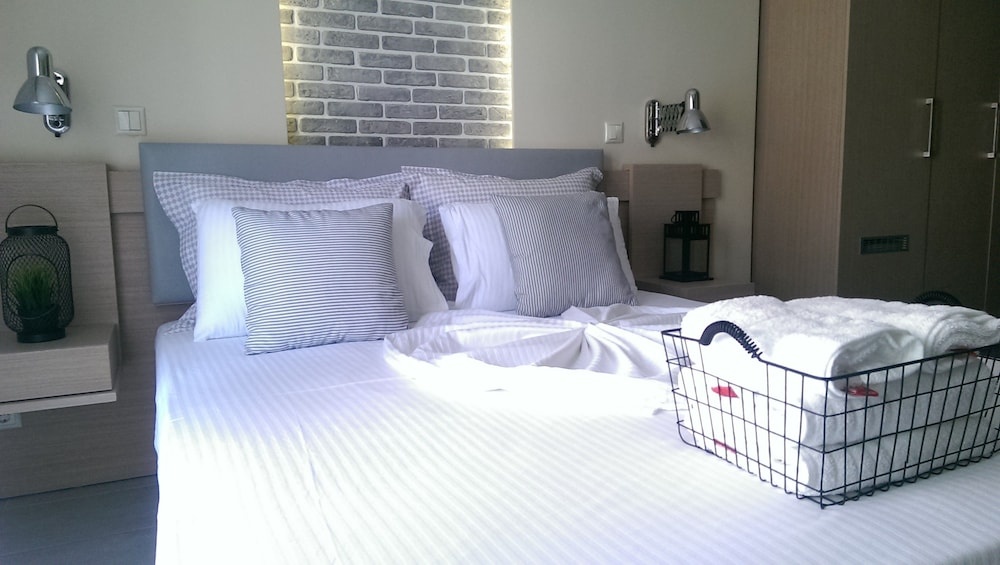 Galaxy City Hotel