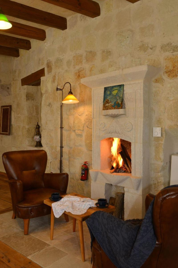 Photo - Seki Cave Hotel
