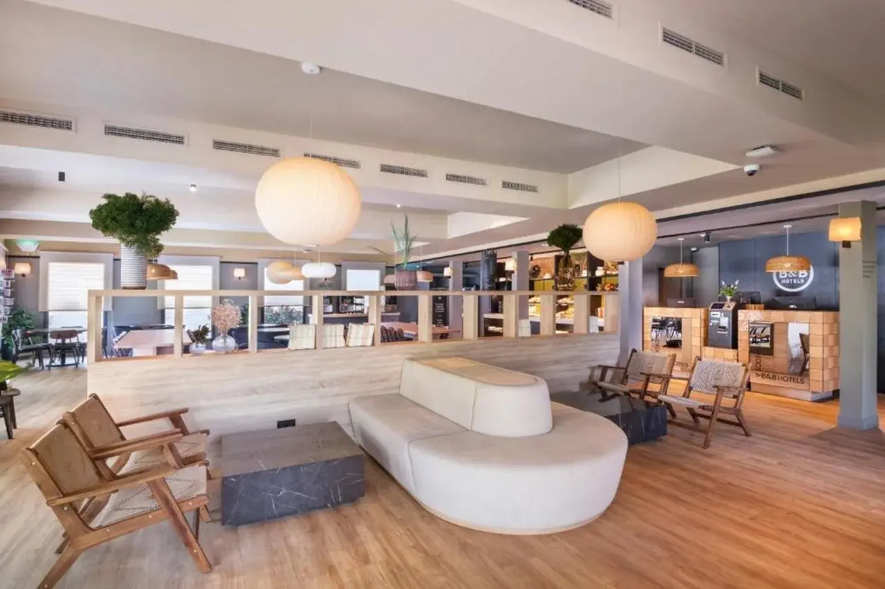 Photo - B&B HOTEL Barcelona Mollet
