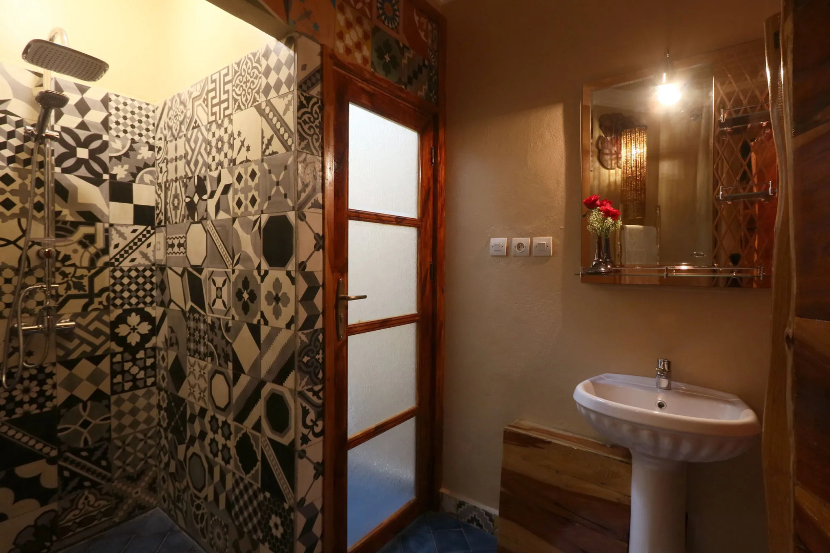 Foto - Riad Andallaspa