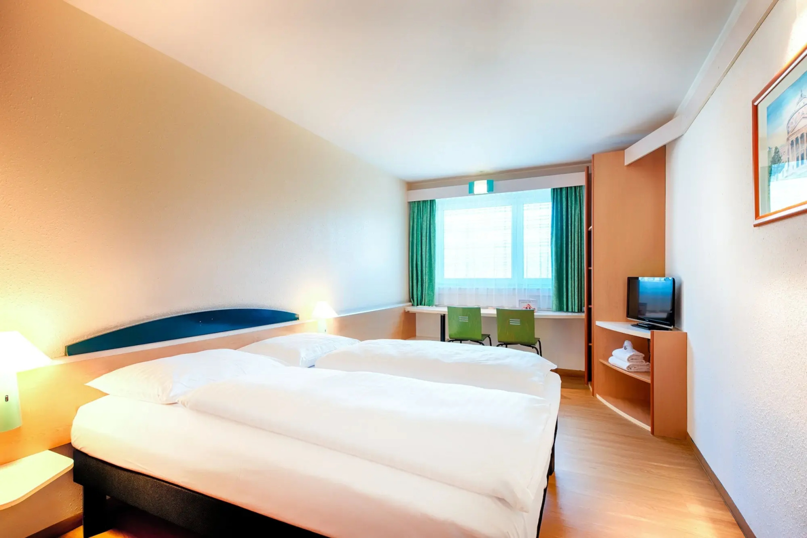 Foto - ibis Salzburg Nord