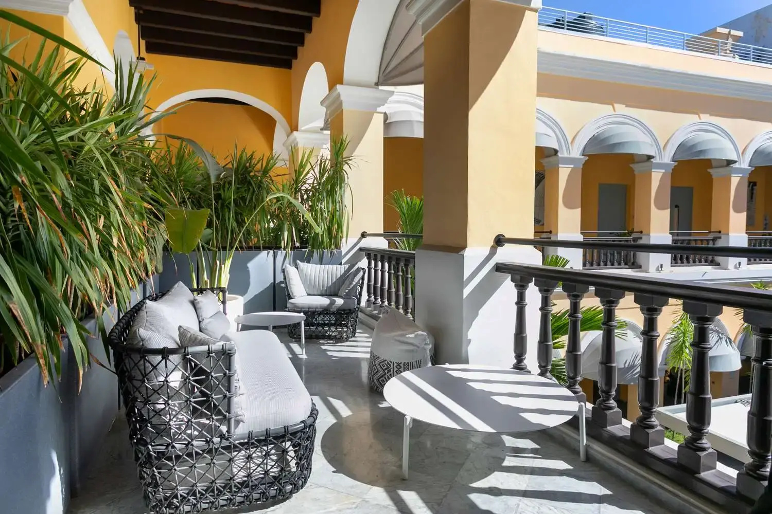 Foto - Palacio Provincial San Juan, Curio Collection by Hilton