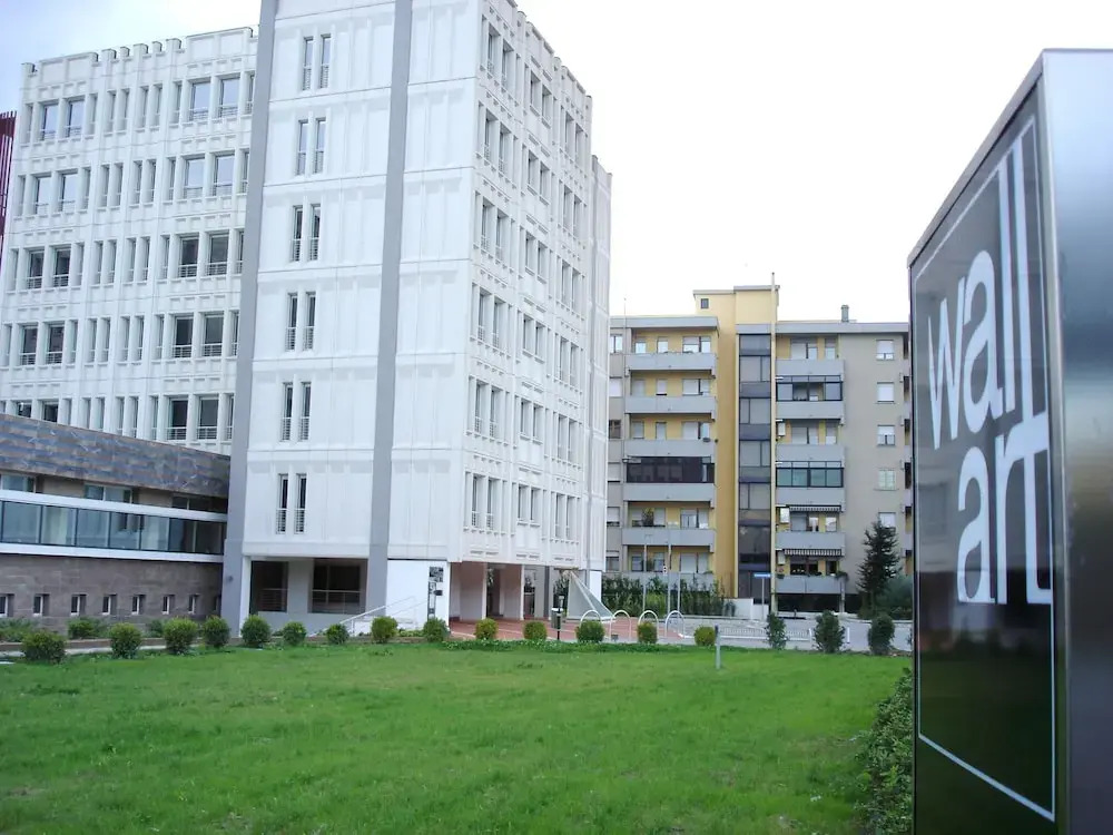 Photo - Wall Art Hotel & Residence