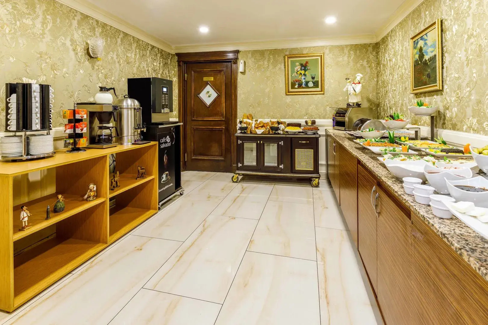 Foto - Golden Crown Hotel