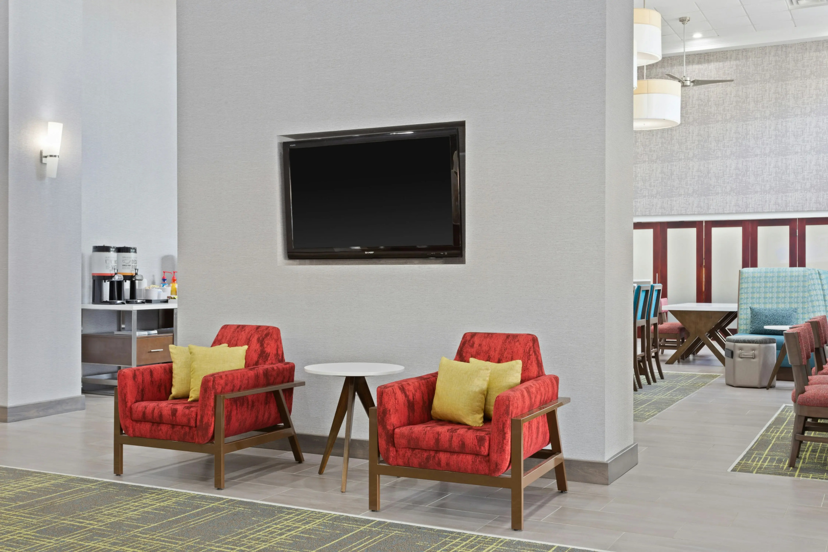 Photo - Hampton Inn & Suites Orlando Intl Dr N