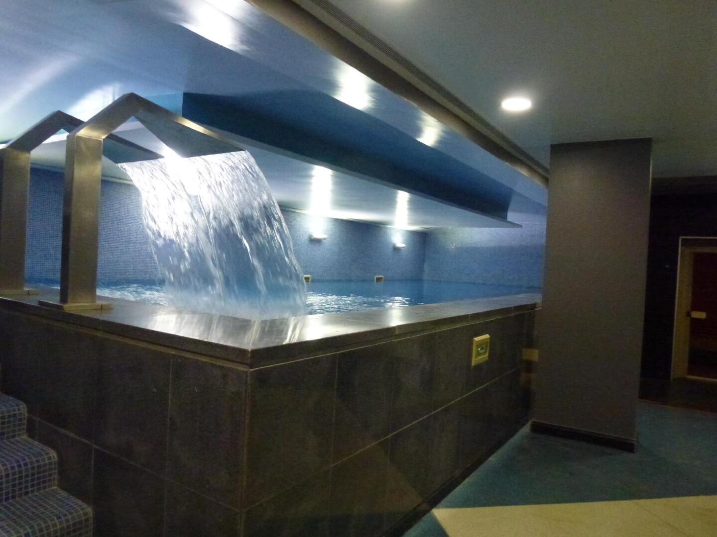 Photo - Riviera Hotel