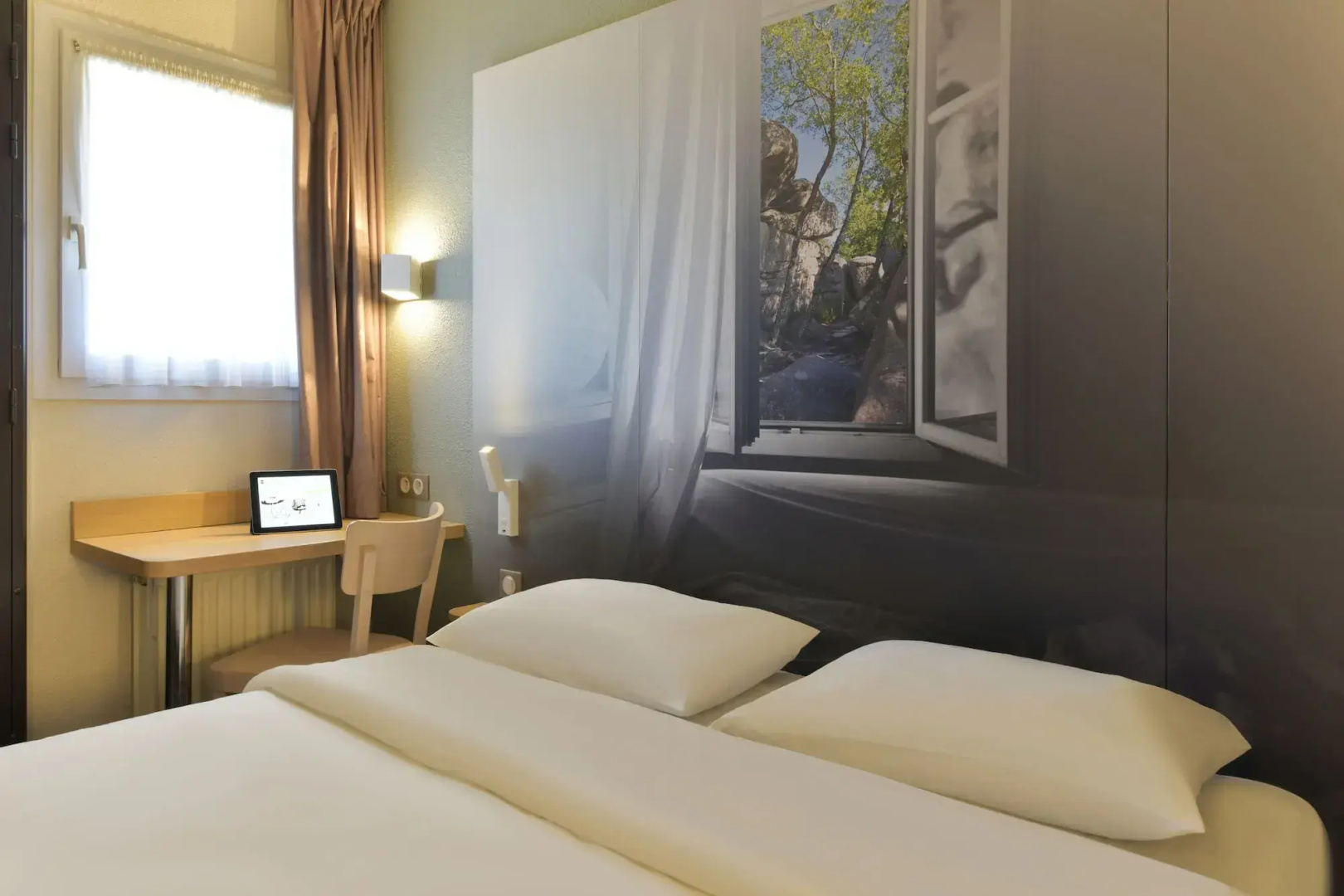 Foto - B&B HOTEL Clermont-Ferrand Le Brézet Aéroport