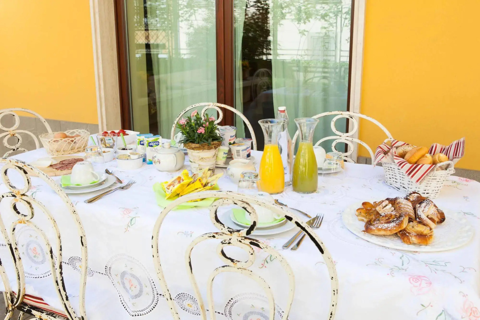 Photo - Botton d'Oro Pelabrocco