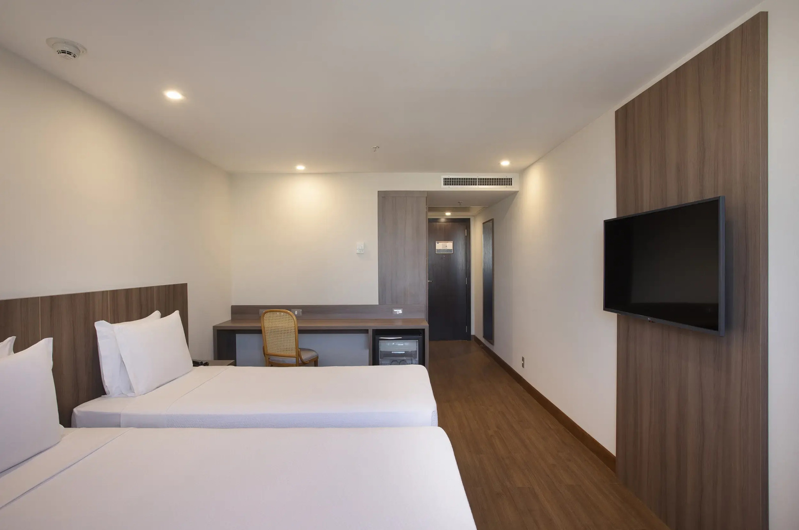 Photo - Windsor Tower Hotel