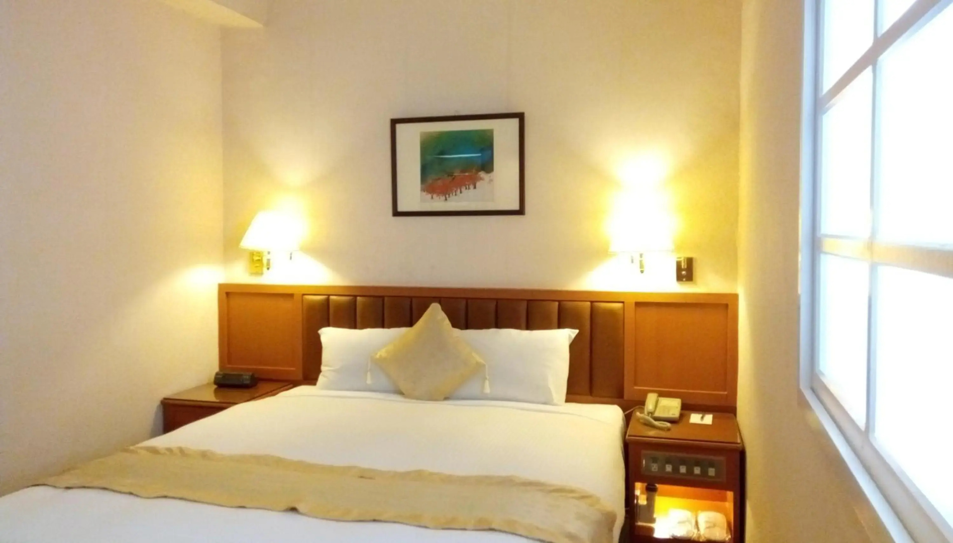 Foto - First Hotel