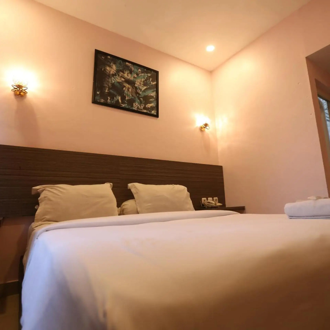 Photo - De'Tonga Hotel