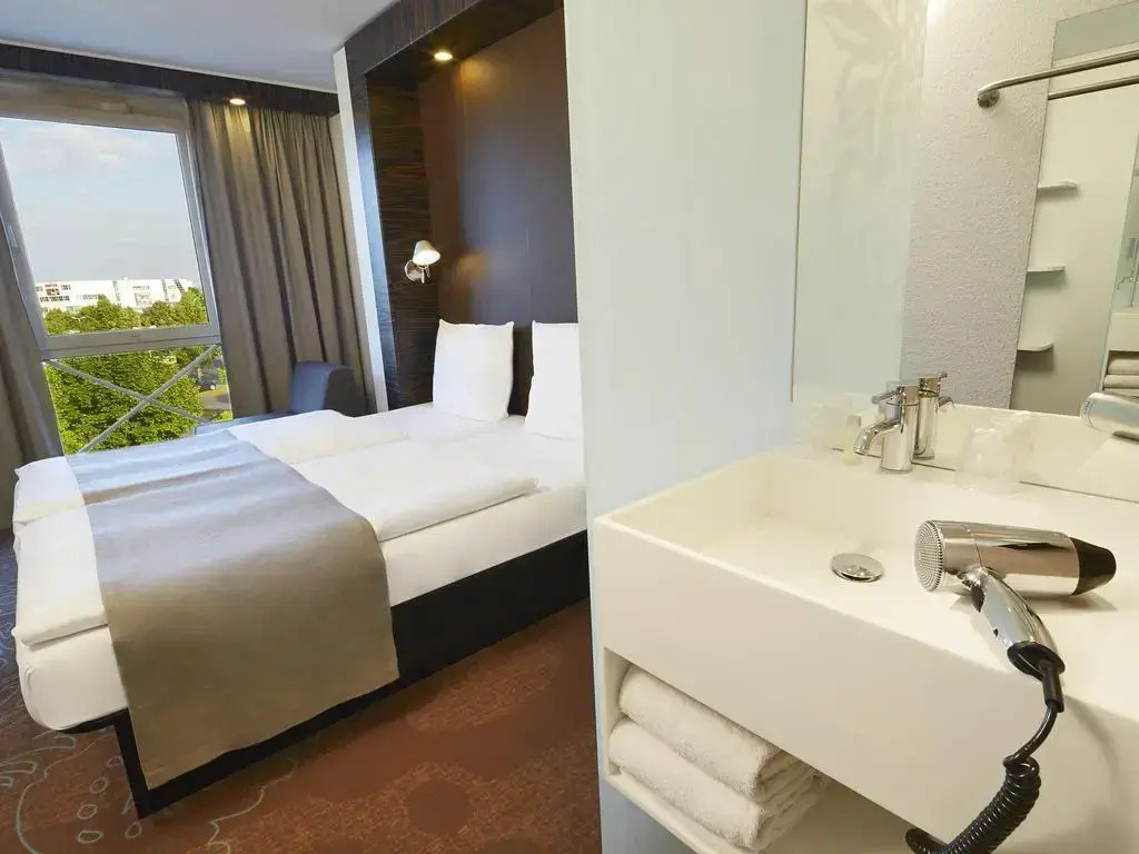 Foto - B&B Hotel Düsseldorf City-Süd