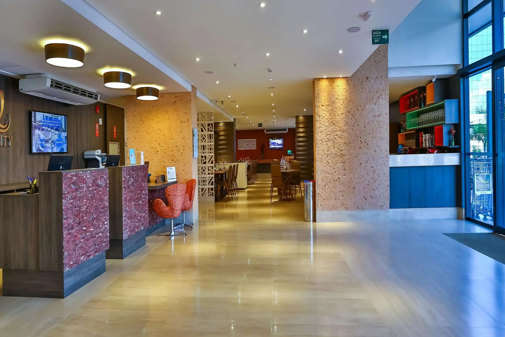 Photo - Quality Hotel Flamboyant