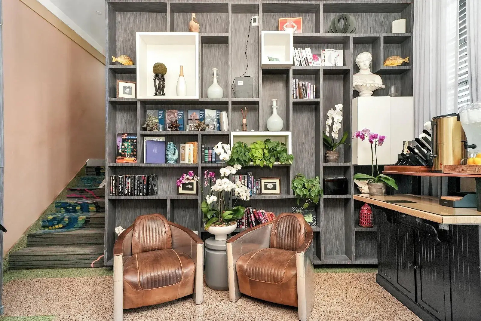 Photo - Lincoln Arms Suites