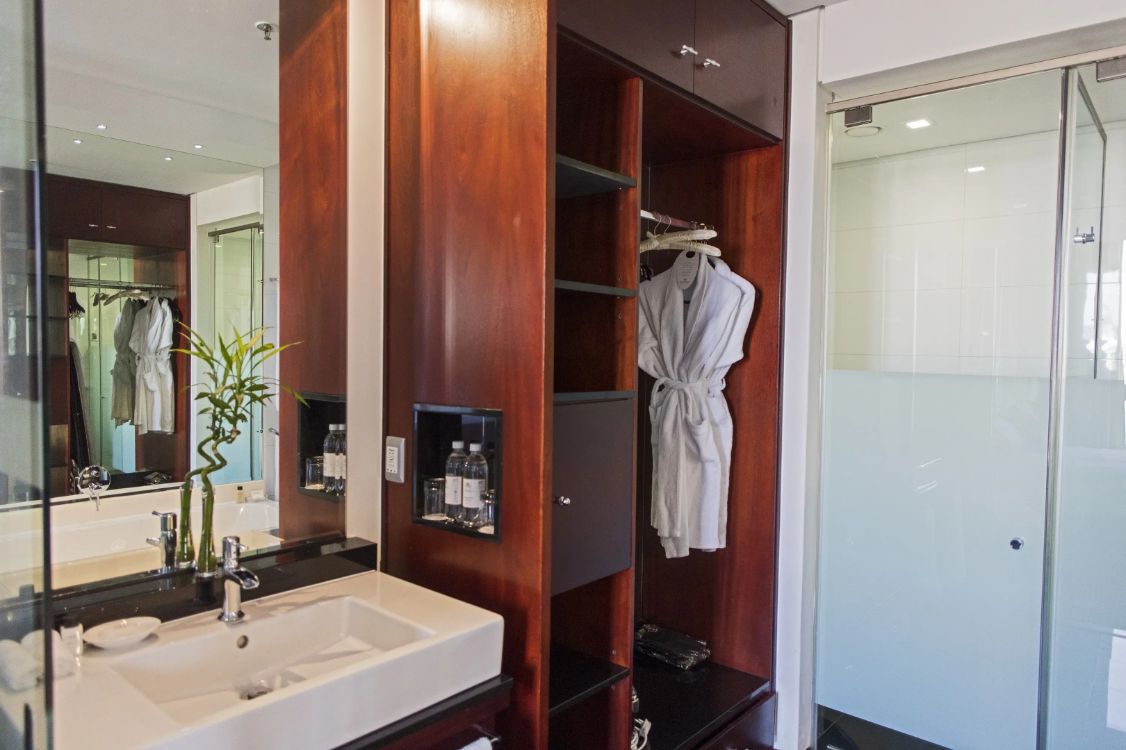 Foto - DAVINCI Suites