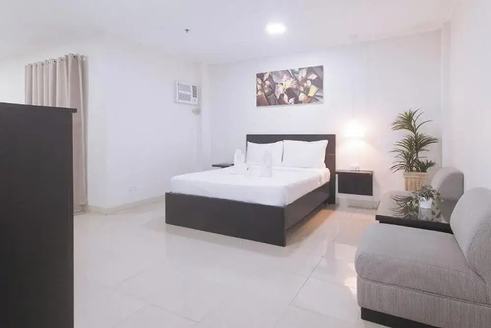 Photo - Propiedad Residences Makati