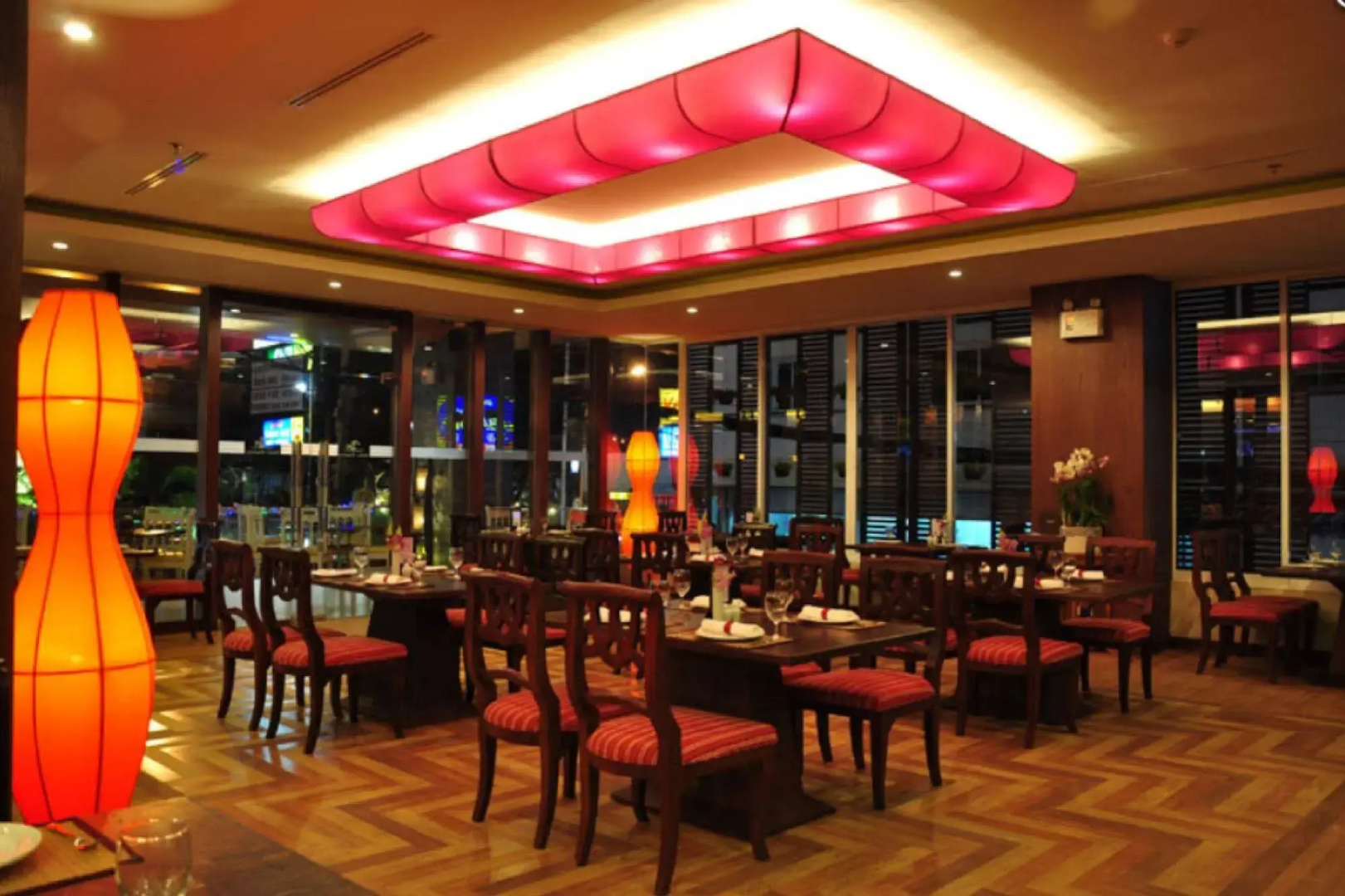 Photo - Empress Pattaya Hotel