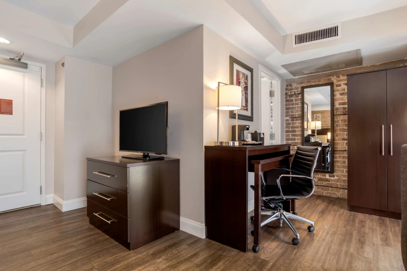Photo - Best Western Plus St. Christopher Hotel