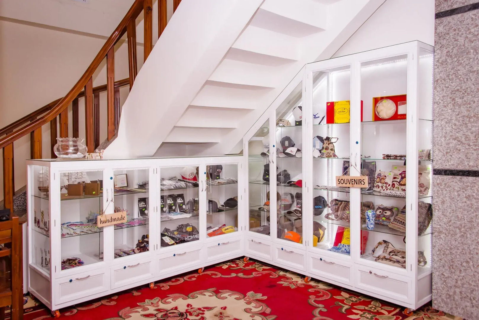 Foto - Airport Saigon Hotel - Gần ẩm thực đêm chợ Phạm Văn Hai