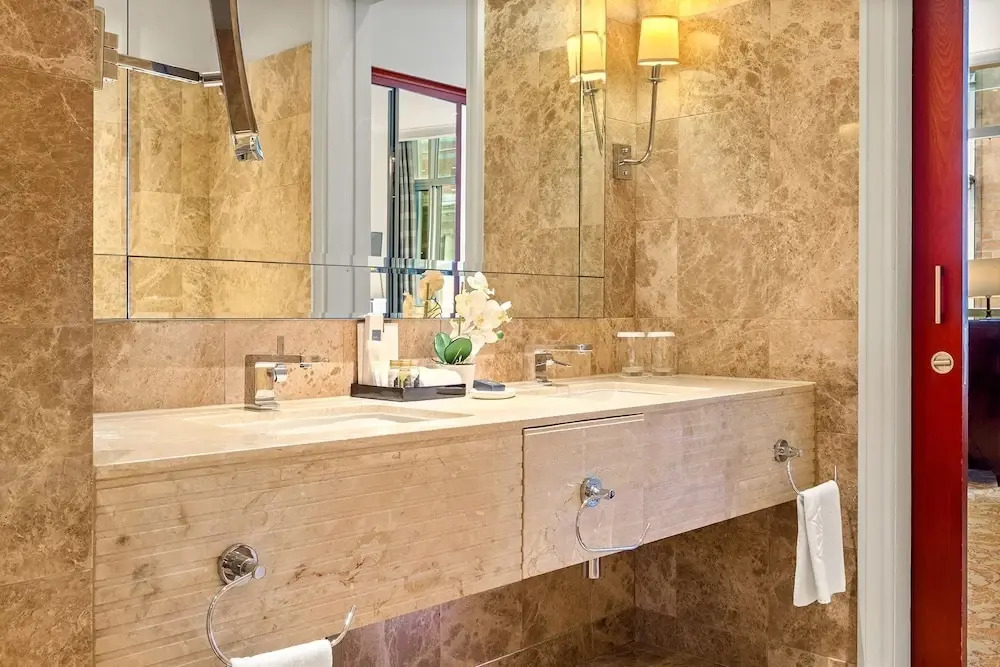 Foto - Taj Hotel 305