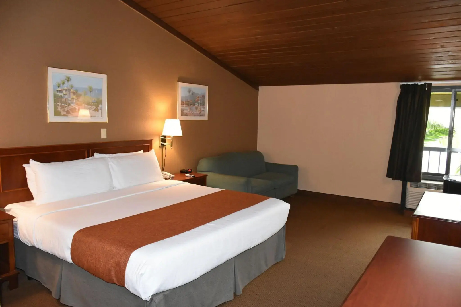 Foto - Ontario Airport Inn