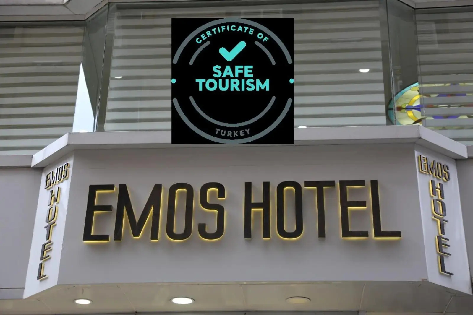 Photo - Emos Hotel
