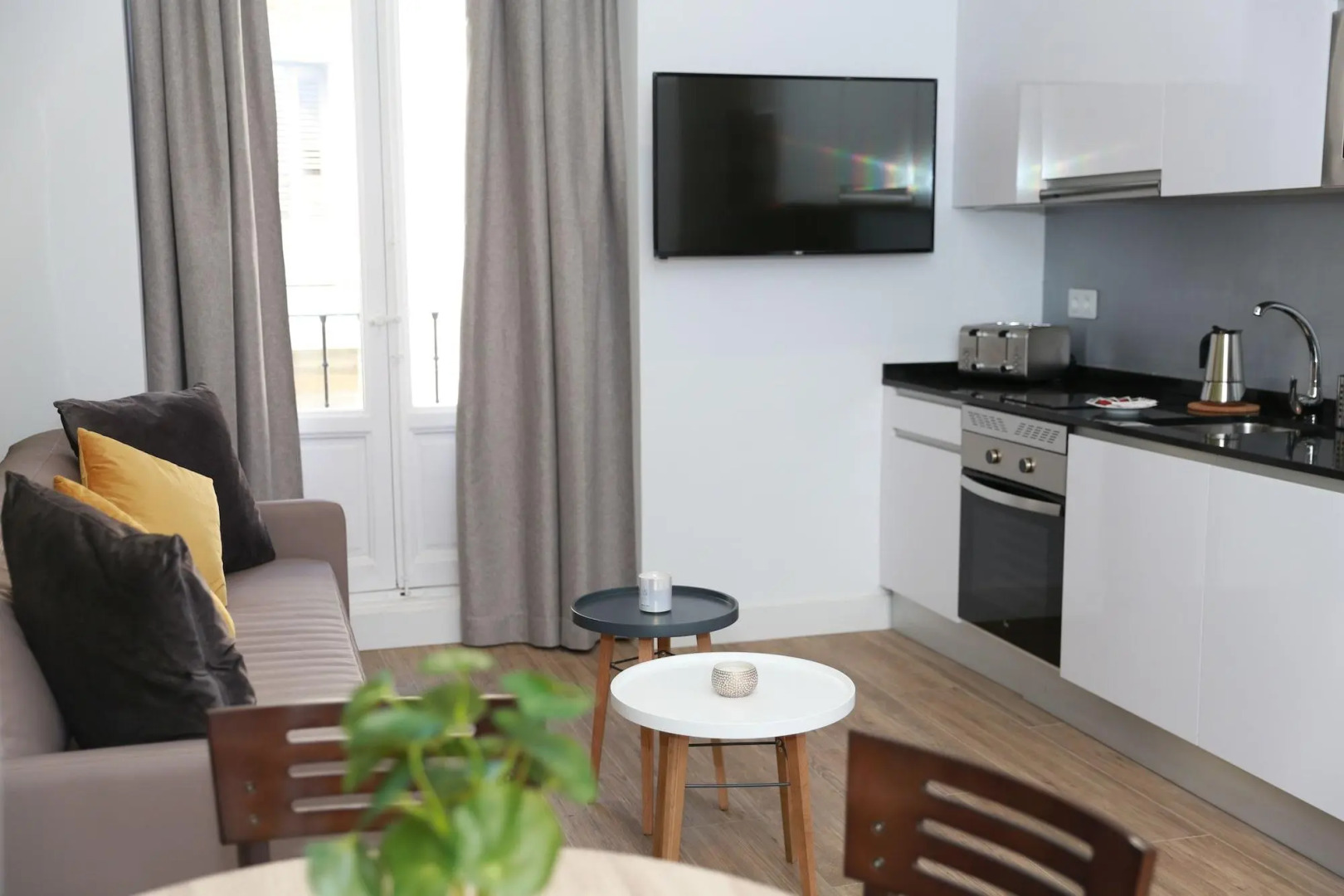 Photo - New Point Opera