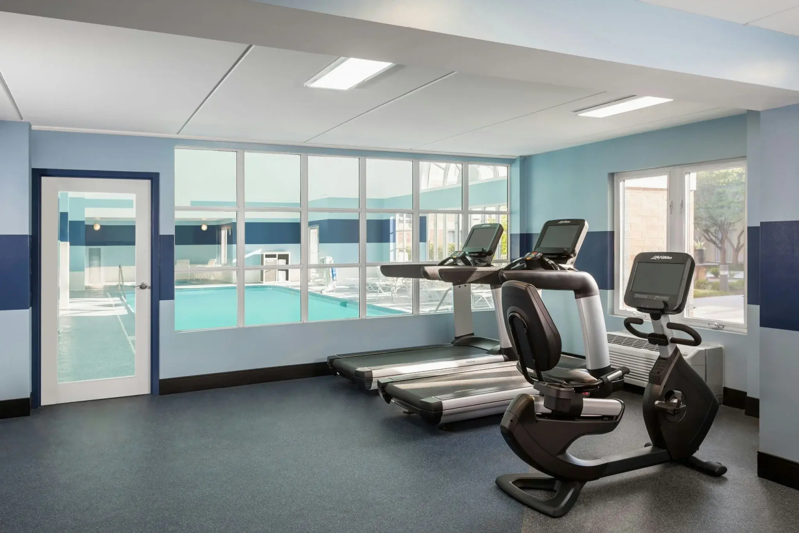 Photo - Four Points by Sheraton Buffalo Grove