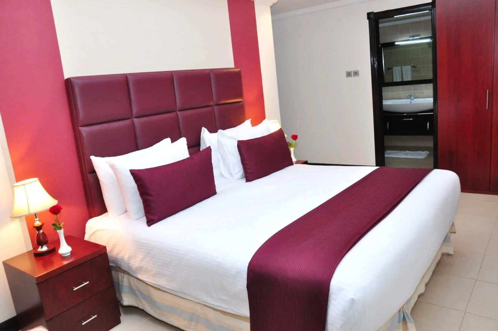 Photo - Ewan Ajman Suites Hotel