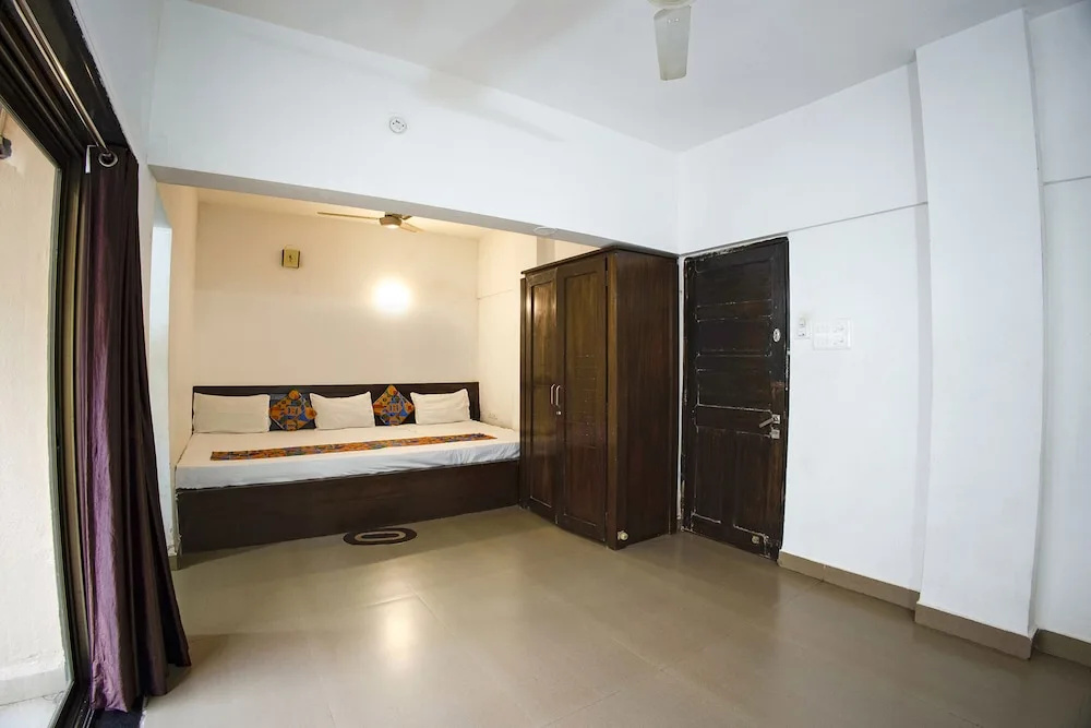 Fabhotel Comfort Stays