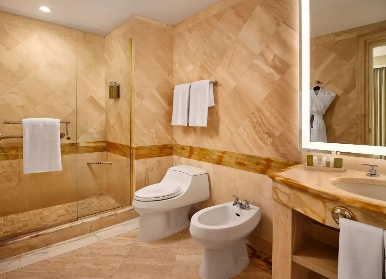 Photo - Hilton Bentley Miami South Beach