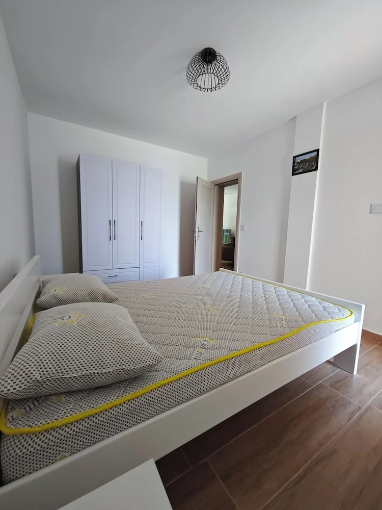 Luna Apartments