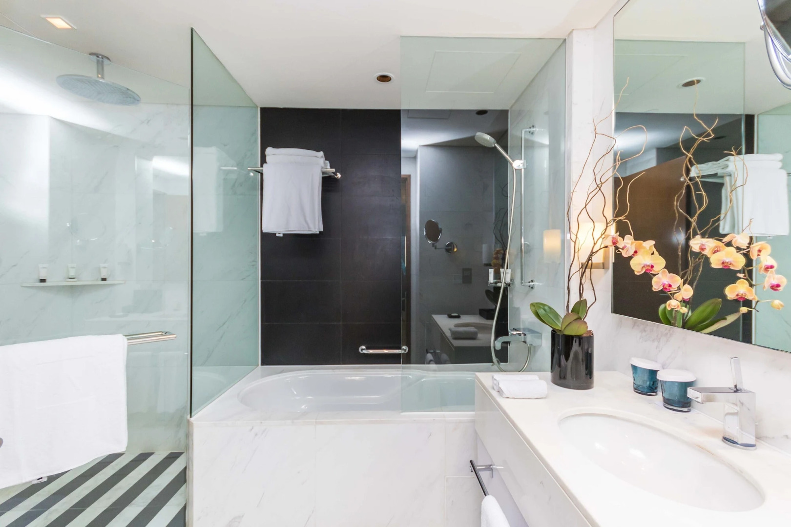 Foto - Westminster Dubai Mall