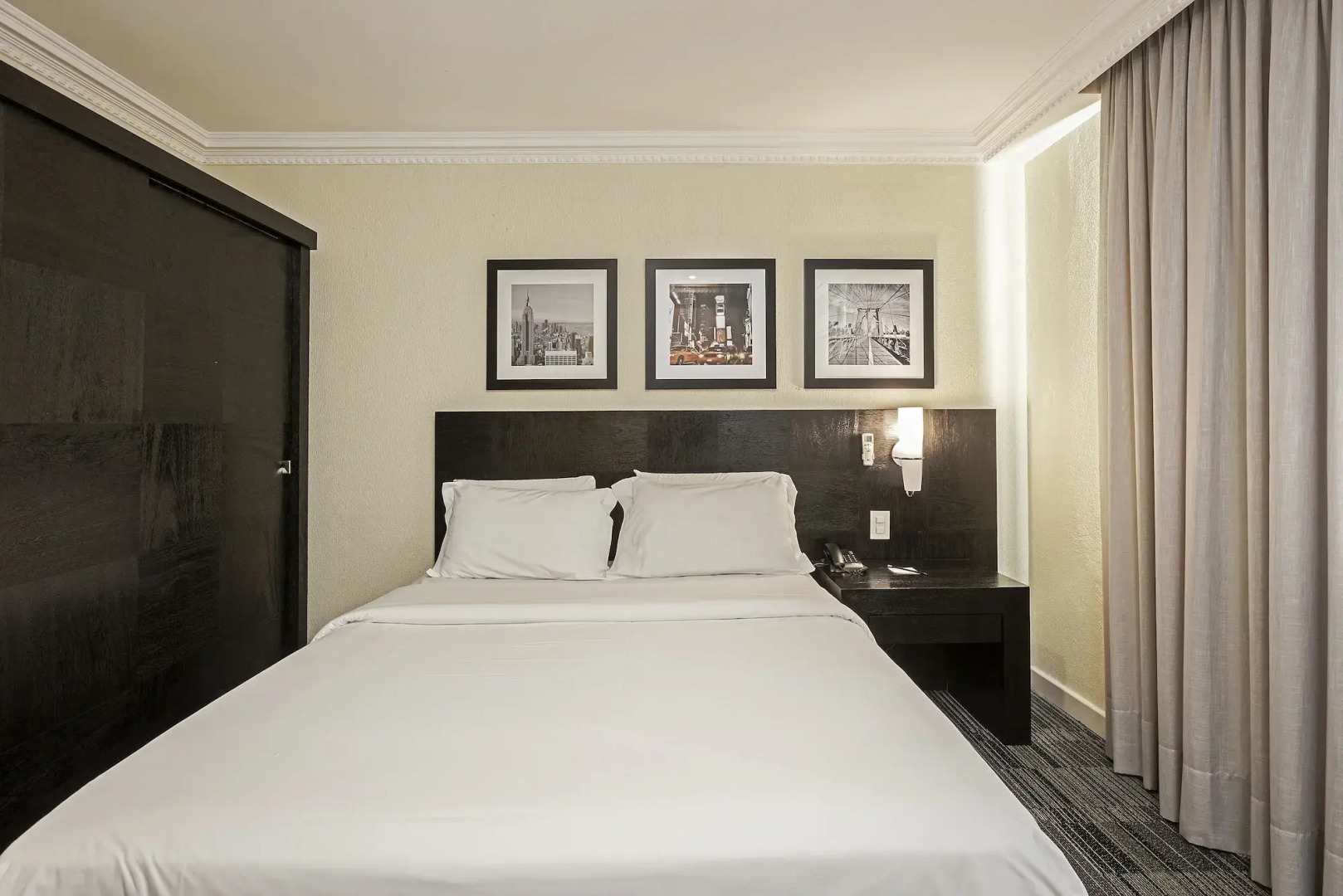 Foto - Rockefeller by Slaviero Hotéis