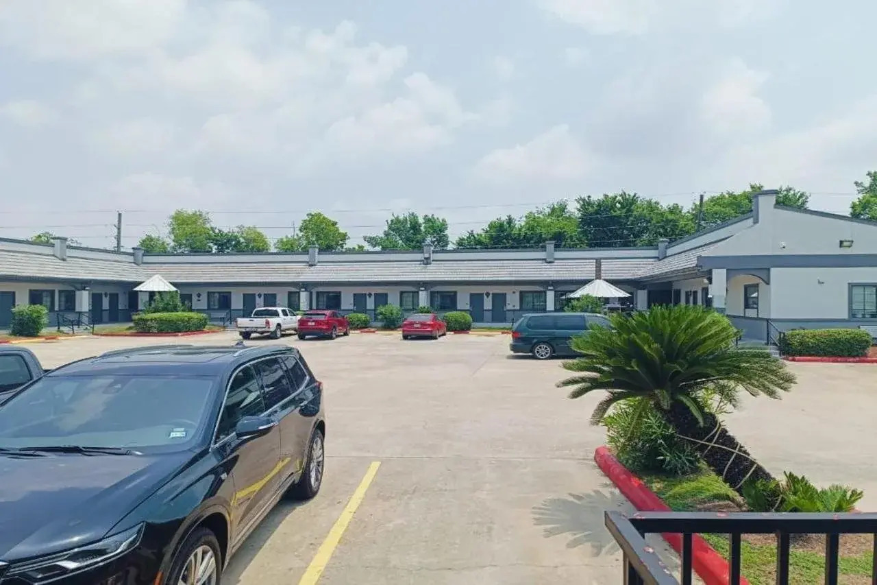 Foto - Hotel O Regency Suites Houston - IAH Beltway 8