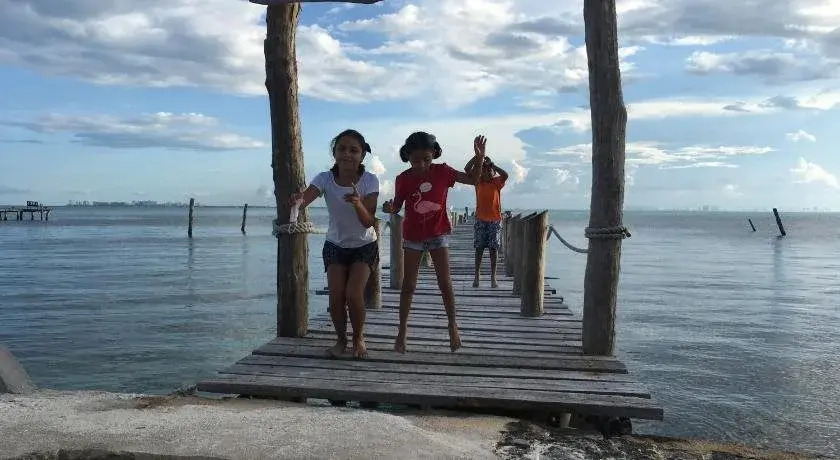 Photo - Maria's Kan Kin