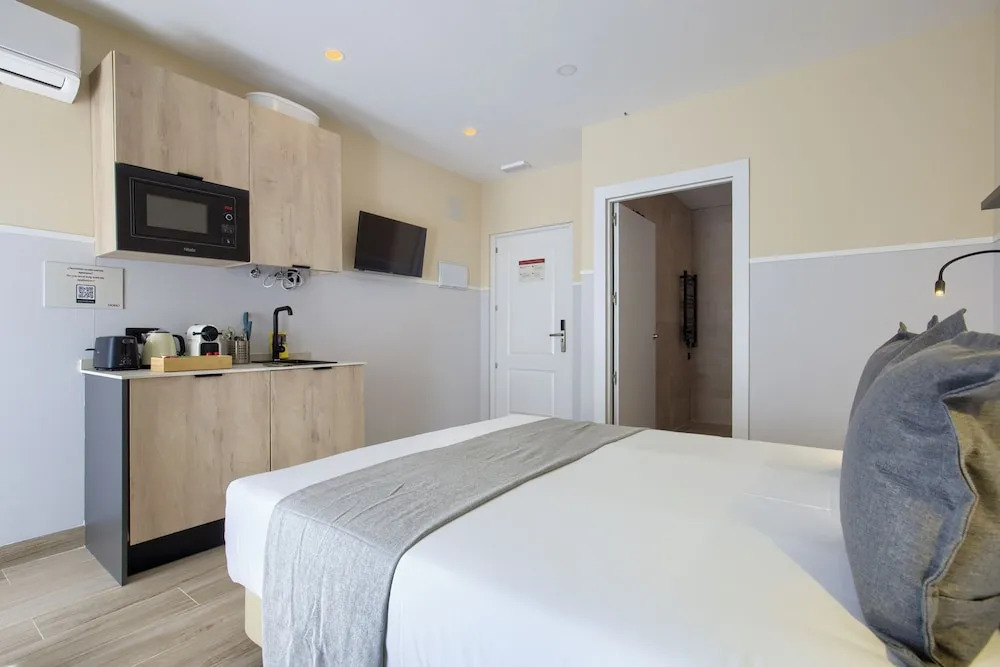 Photo - Dobo Madrid CV93