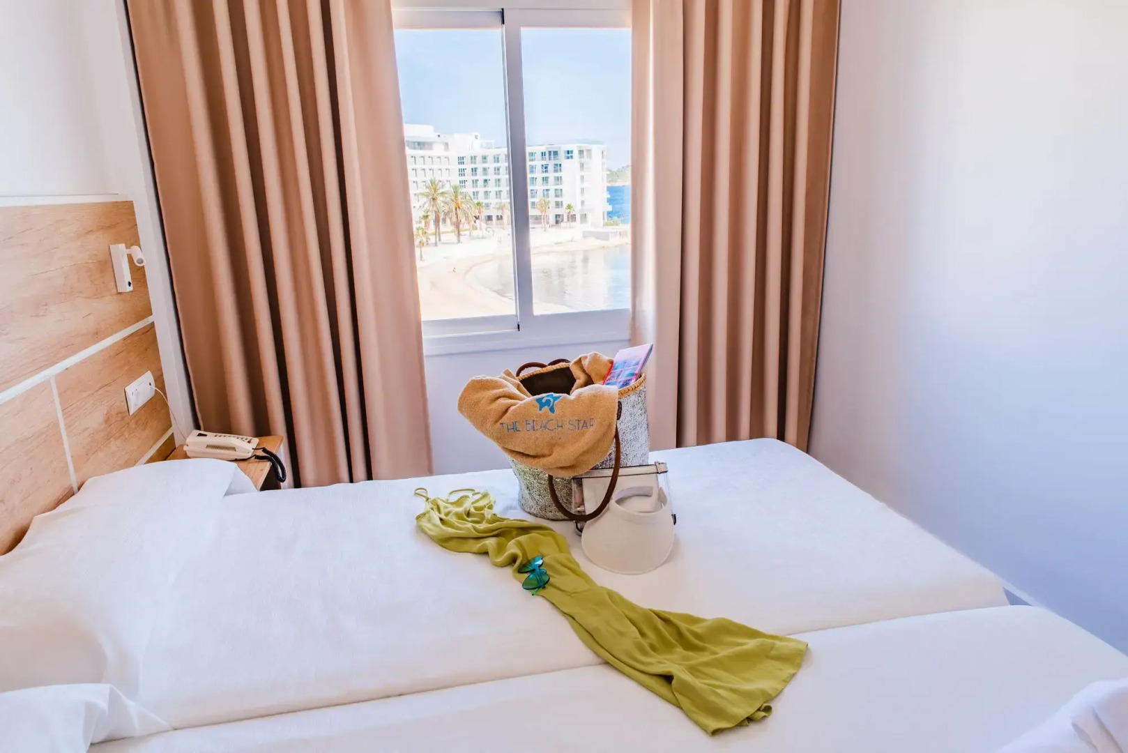 Photo - ENDLSS BEACH & DISCO HOTEL IBIZA Adults Only