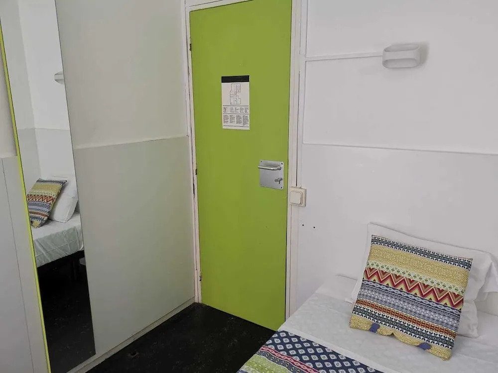 Foto - Central and Basic Universitat for YOUNG HOSTEL