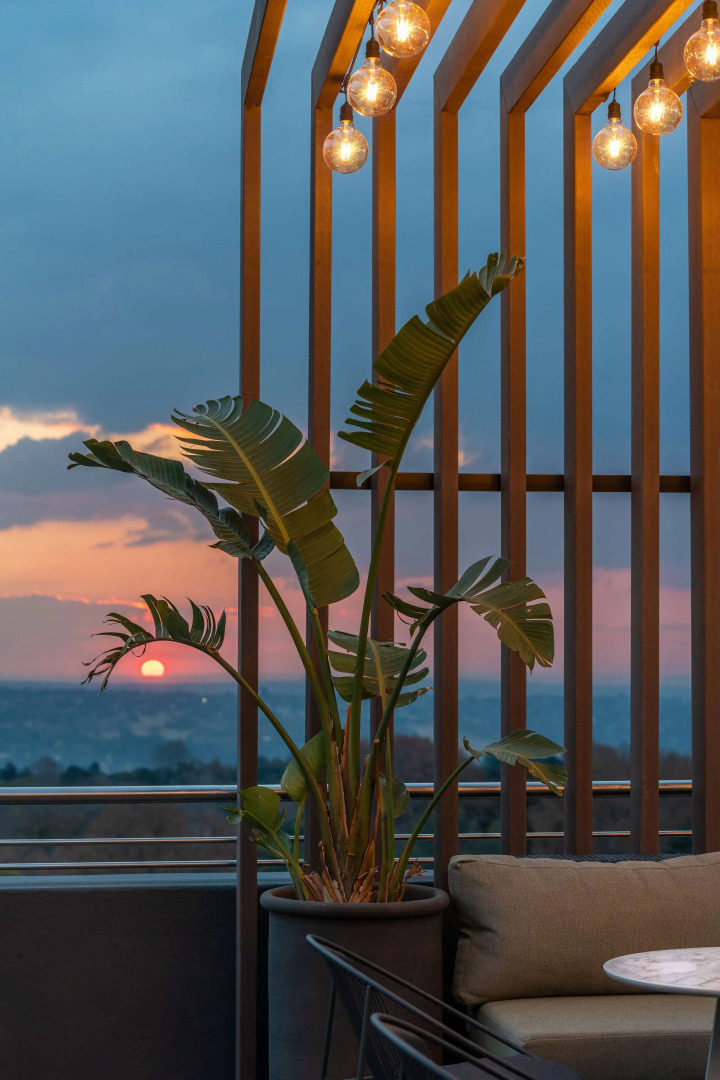 Photo - Radisson RED Hotel Johannesburg Rosebank