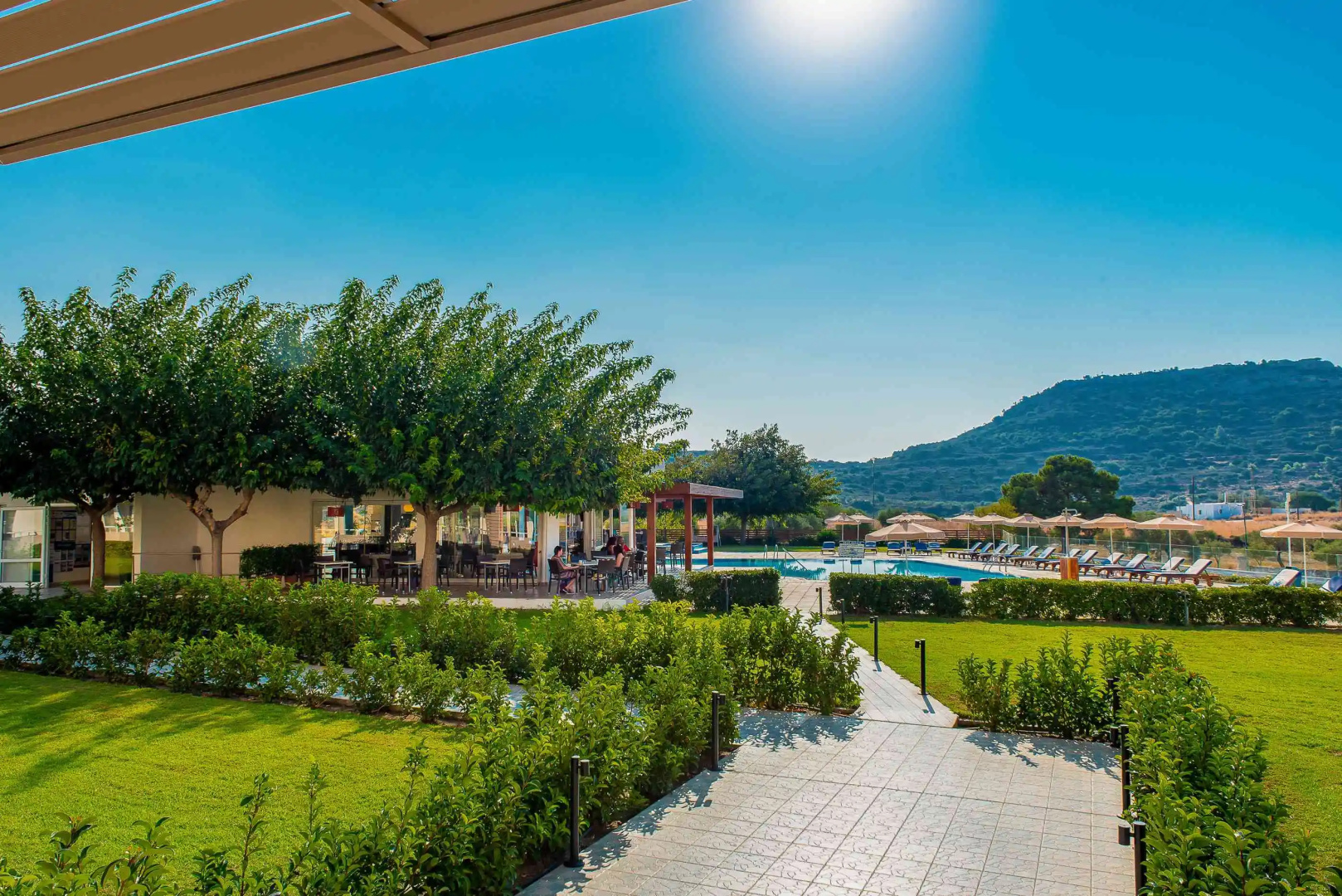 Foto - Zoes Hotel & Suites
