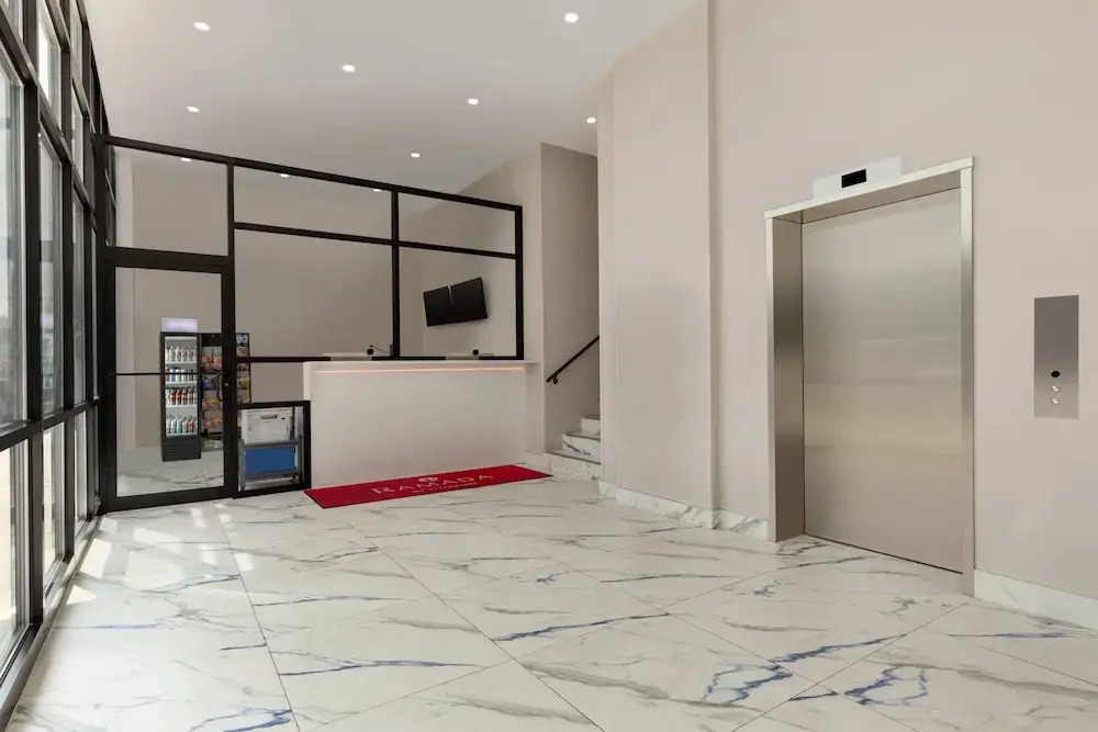 Foto - Ramada by Wyndham Brooklyn Empire Blvd