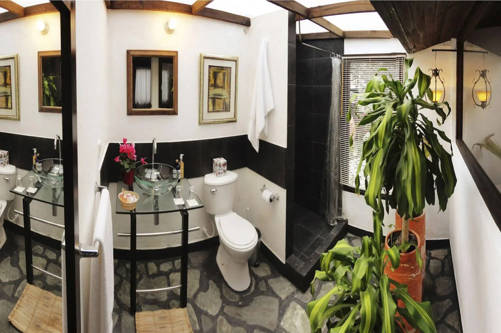 Photo - LA COLINA Hotel Cottage