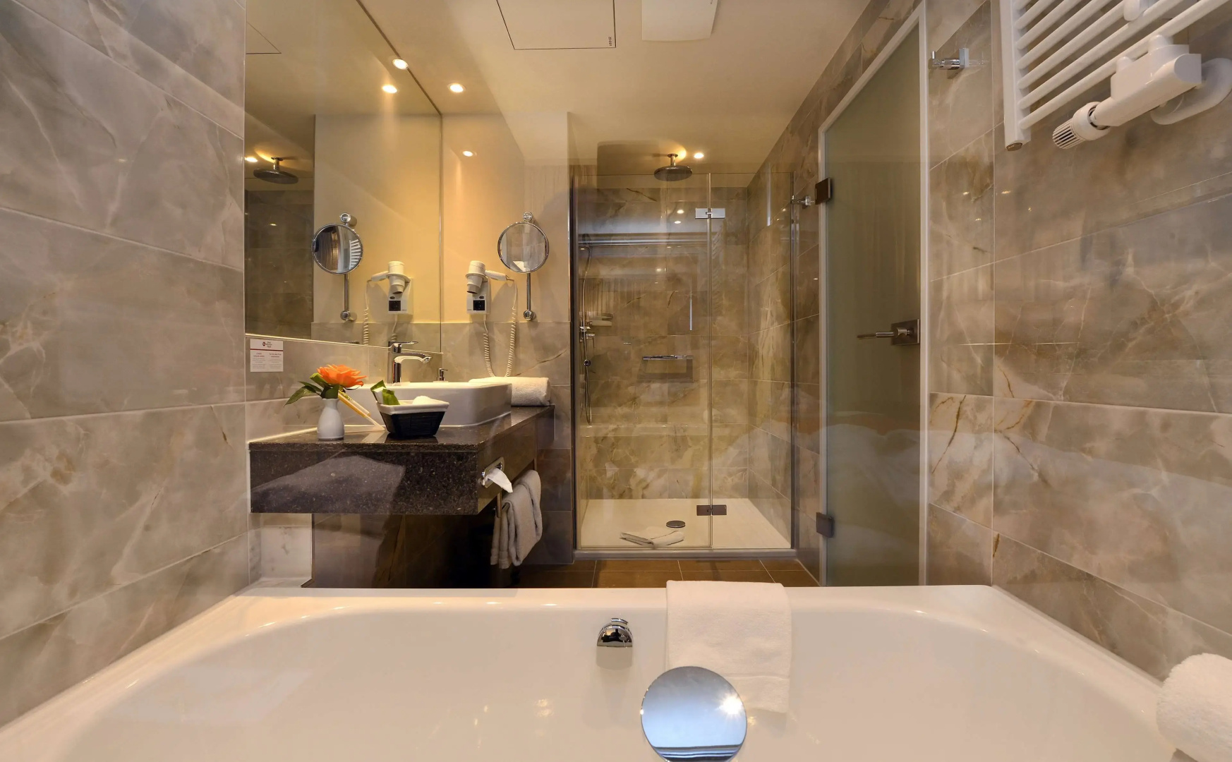 Photo - Best Western Plus Delta Park Hotel