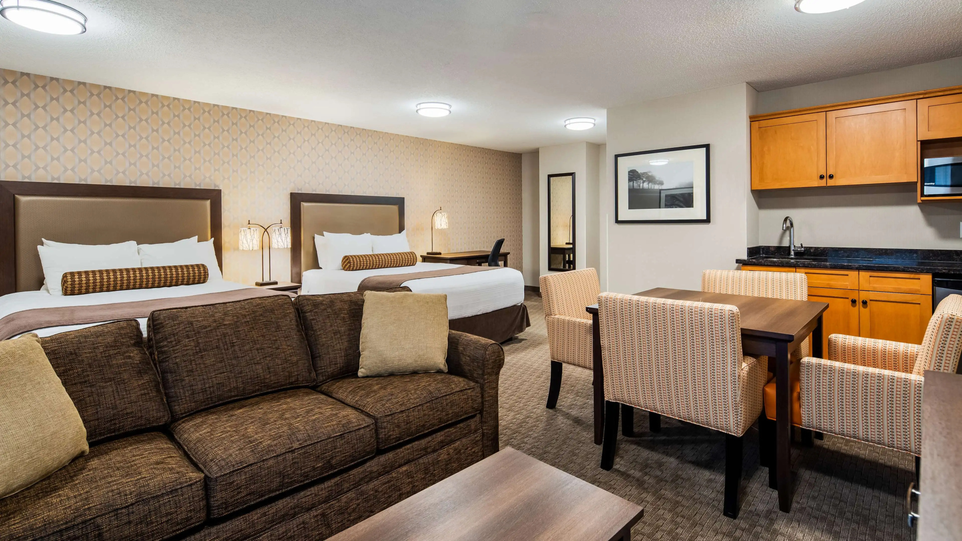 Photo - Best Western Plus Country Meadows Inn
