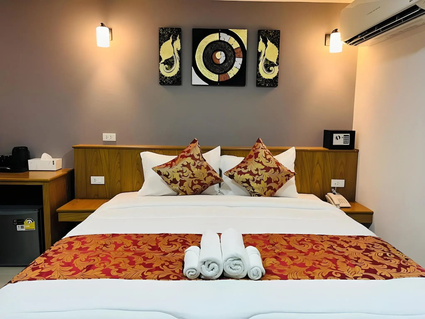 Photo - Top High Airport Link Hotel, Bangkok